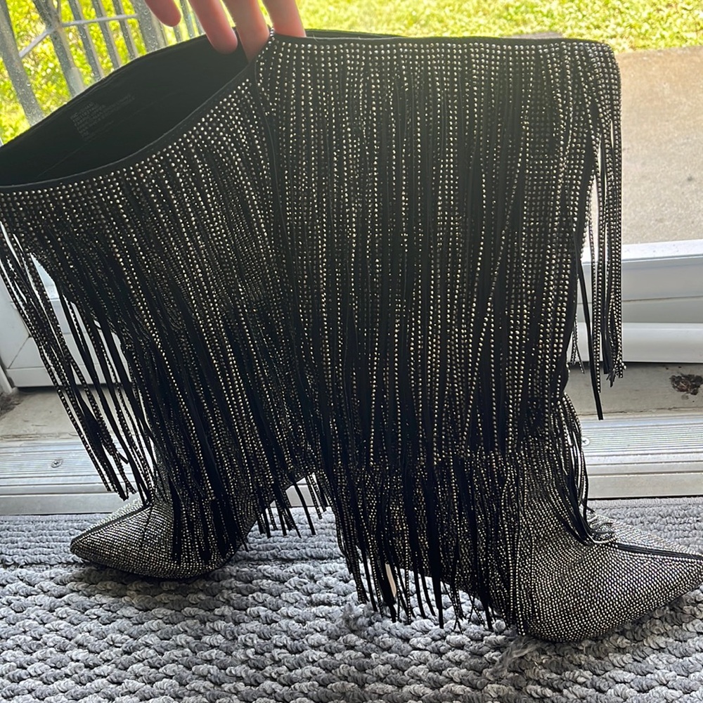 New without tags. Calf high/fringe/rhinestone point toe/heel boots